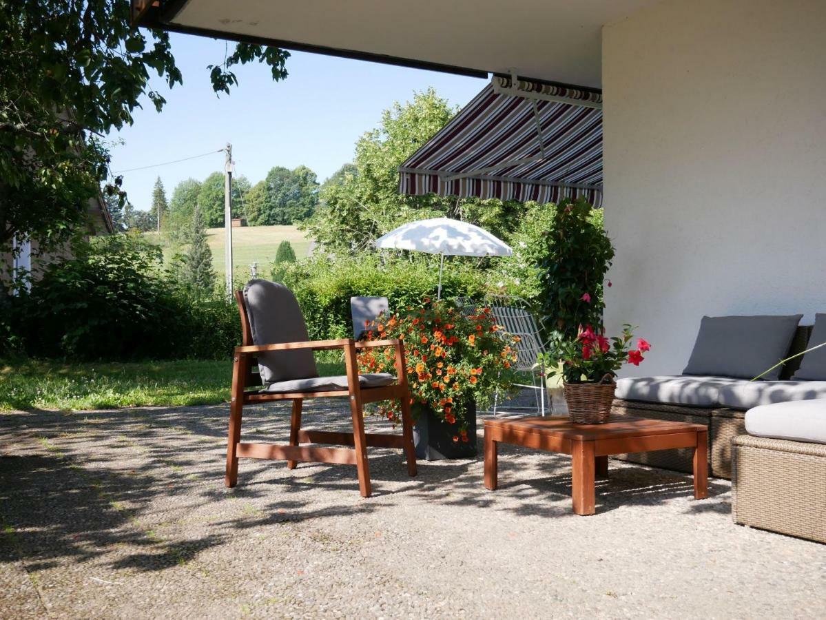 Haus Vita Ferien- Und Seminarhaus Urberg Exterior photo